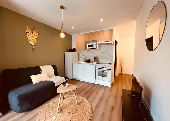 Le Golden - Home Homy